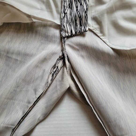 Vince Camuto pants white with black stripes stretch straight leg trousers small - Picture 7 of 12